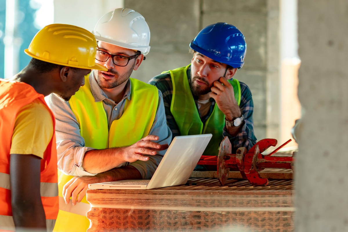 on the job construction worker training